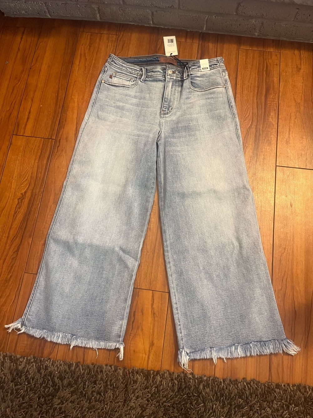 Judy Blue Light Blue Wide-Leg Frayed Hem Jeans